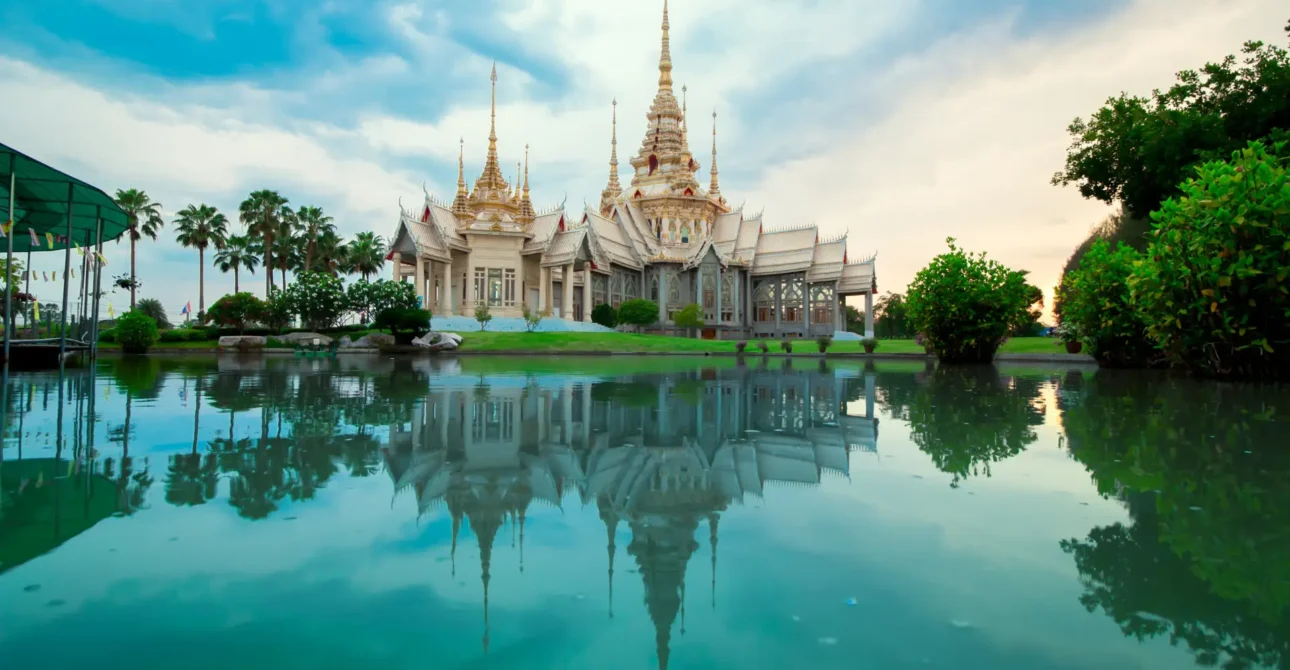 Kerala to Thailand: Booking Strategy to Save Money